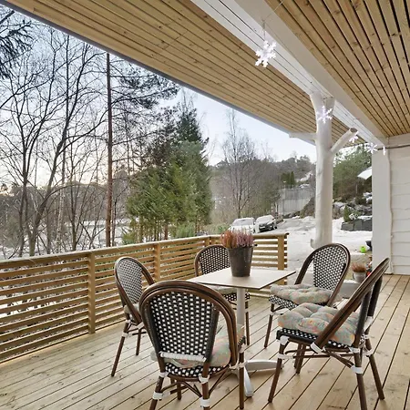 Apartment Free Parking