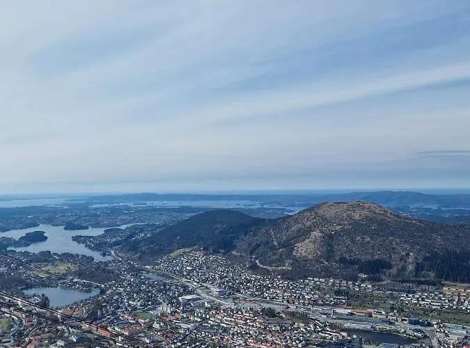 Apartment Free Parking