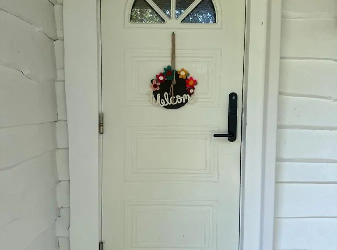 Free Parking Apartment *